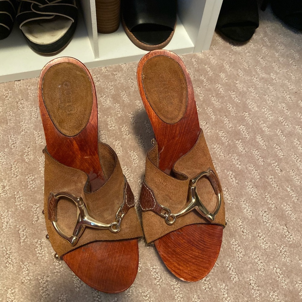 Gucci shoes